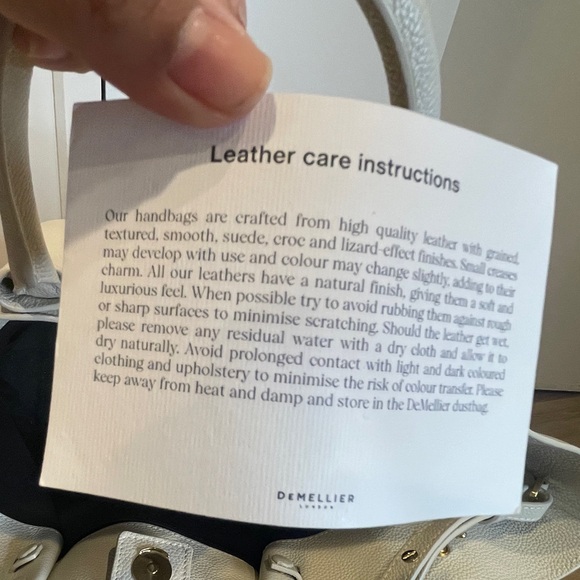 DEMELLIER MIDI NEW YORK OFF WHITE SMALL GRAIN - Picture 8 of 16